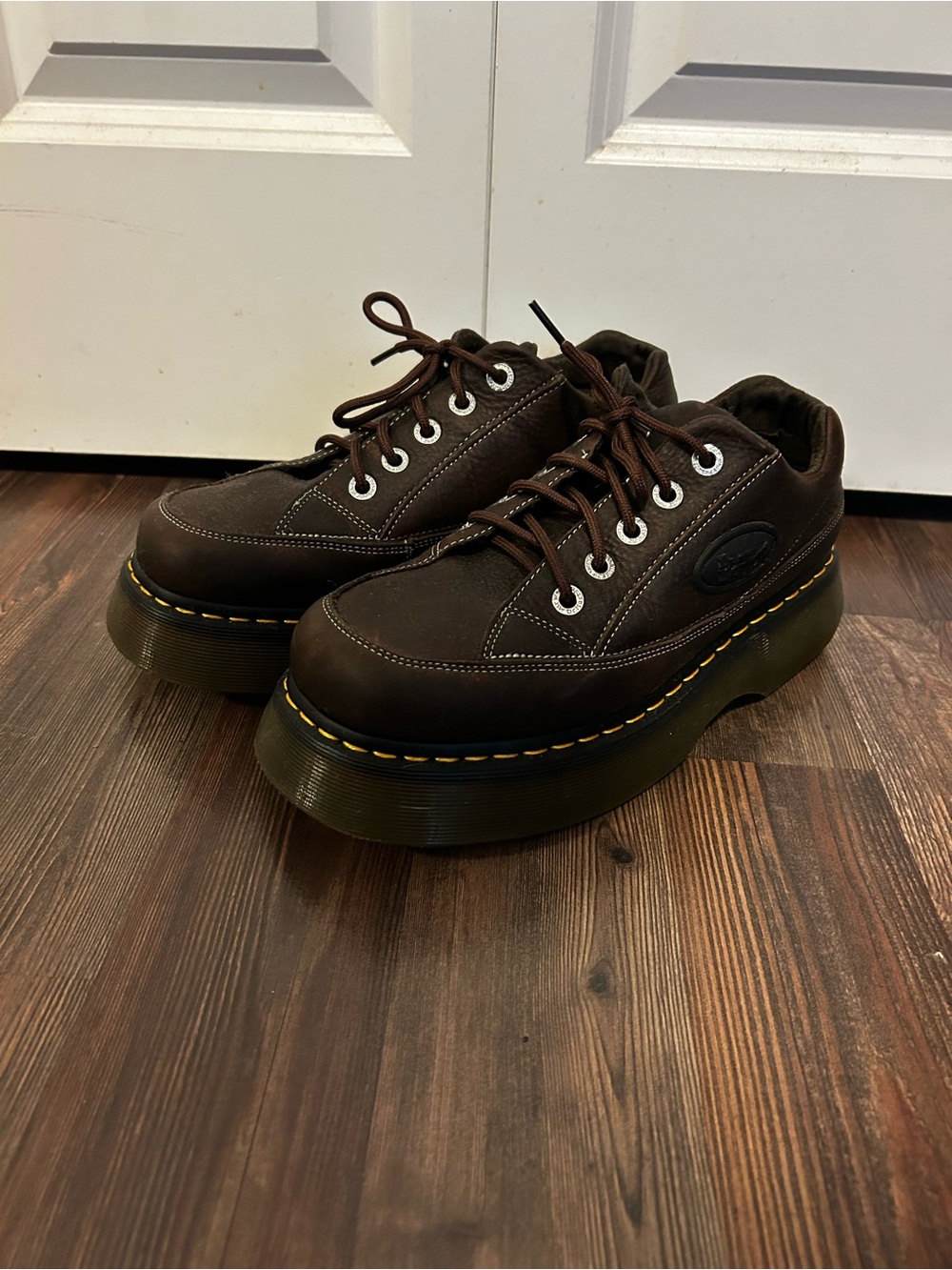 Dr. Martens Buzz 5-eye in Grizzly Size 10W